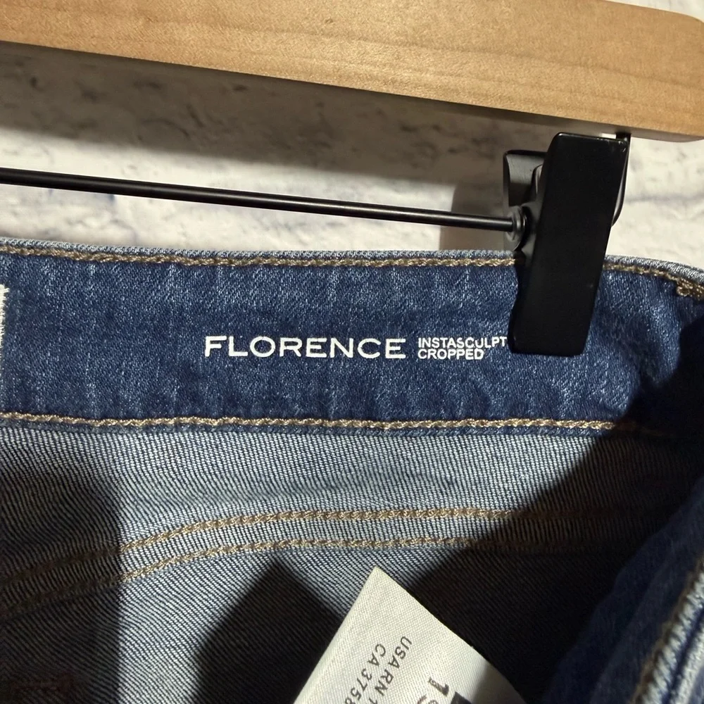 DL1961 Florence Instasculpt Cropped Distressed Mid Rise Jeans, Size 30 - Picture 10 of 13